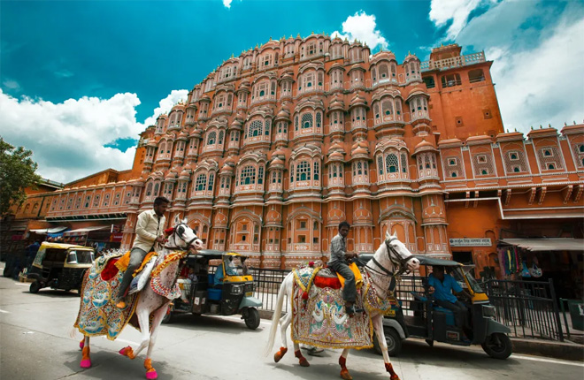 Jaipur: The Pink City’s Royal Splendor